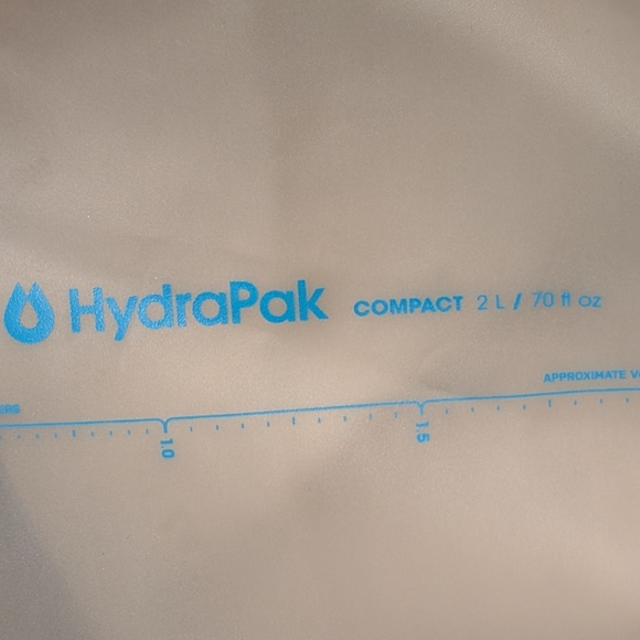 REI LINK HYDRO 15L / 2L BLADDER - DAY PACK, BACKPACK, BAG - Picture 9 of 10